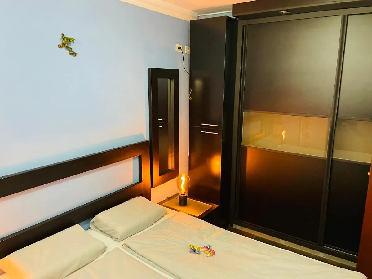 Lizards Lounge - Tanife Apartment Beim Yumbo Playa del Ingles  Spain